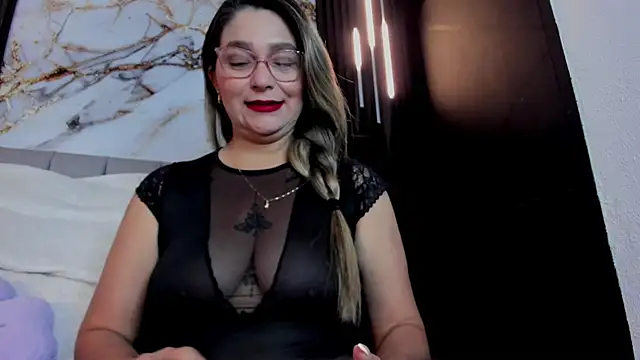 Snapshot of MelanyVegas chatting on February 10, 2026, 10:14 am MelanyVegas online show from February 10, 2026, 10:14 am