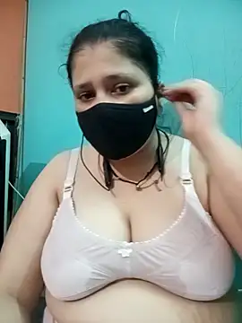 Kaja1919 online show from September 12, 2025, 8:41 pm