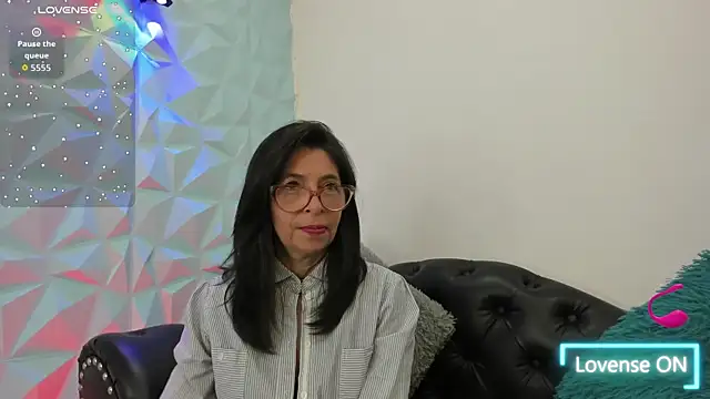 Snapshot of SabinaDeluxe_cg chatting on October 10, 2025, 2:18 pm SabinaDeluxe cg online show from October 10, 2025, 2:18 pm