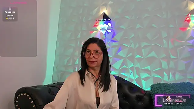 Snapshot of SabinaDeluxe_cg chatting on October 17, 2025, 1:24 pm SabinaDeluxe cg online show from October 17, 2025, 1:24 pm