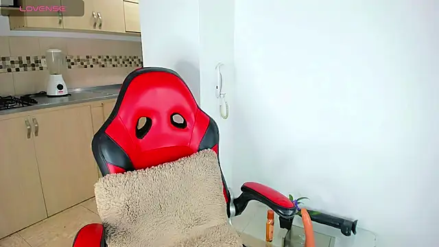 Snapshot of alexandra_cute chatting on October 25, 2025, 9:08 am alexandra cute online show from October 25, 2025, 9:08 am