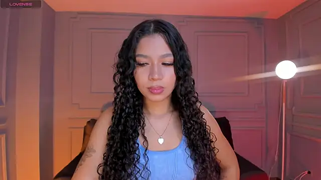 SophieHouston  online show from October 29, 2025, 3:38 am