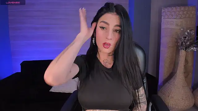 Snapshot of MilaLawrence chatting on September 29, 2025, 7:52 pm MilaLawrence online show from September 29, 2025, 7:52 pm