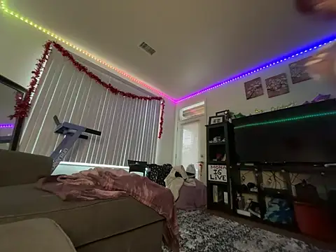 moan4mona online show from February 21, 2026, 12:01 am