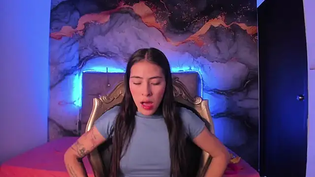 ValkaGrecco online show from September 28, 2025, 5:53 pm