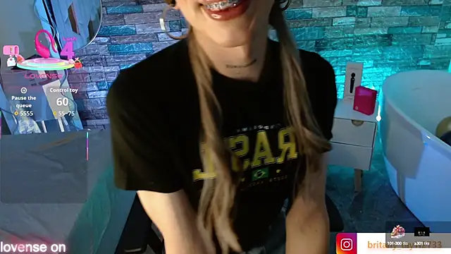 Snapshot of boyfox_tay chatting on September 29, 2025, 3:57 am boyfox tay online show from September 29, 2025, 3:57 am