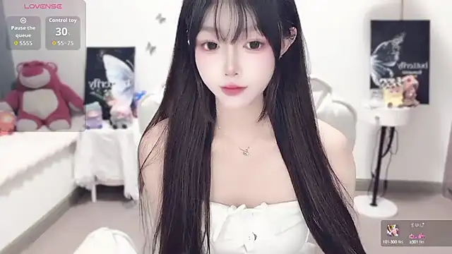 Snapshot of -EEBABY chatting on October 7, 2025, 9:49 pm -EEBABY online show from October 7, 2025, 9:49 pm