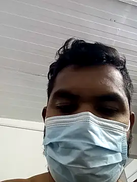 Snapshot of keri_huththa chatting on October 20, 2025, 5:42 am keri huththa online show from October 20, 2025, 5:42 am