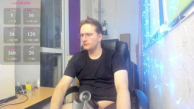 romiosabrino online show from June 10, 2026, 10:33 pm