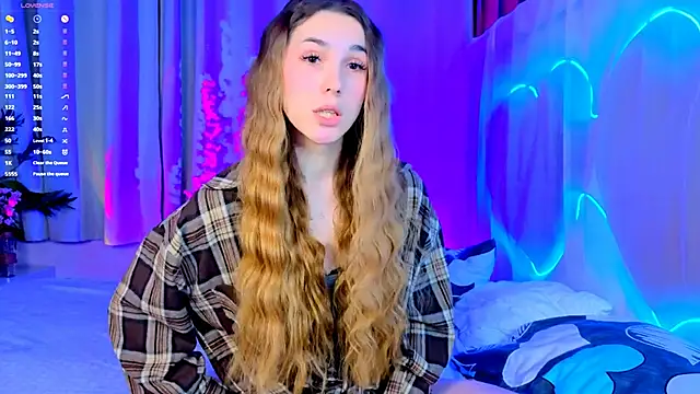 -CindyLou online show from October 2, 2025, 8:23 pm