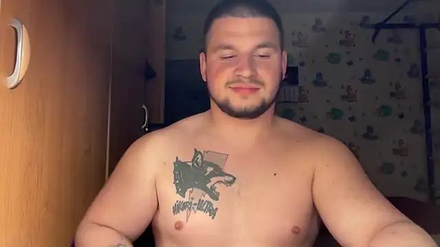 chiraq1945 online show from April 8, 2026, 11:06 pm