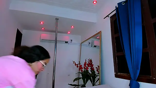 Snapshot of Akira_Hime chatting on September 30, 2025, 2:28 am Akira Hime online show from September 30, 2025, 2:28 am