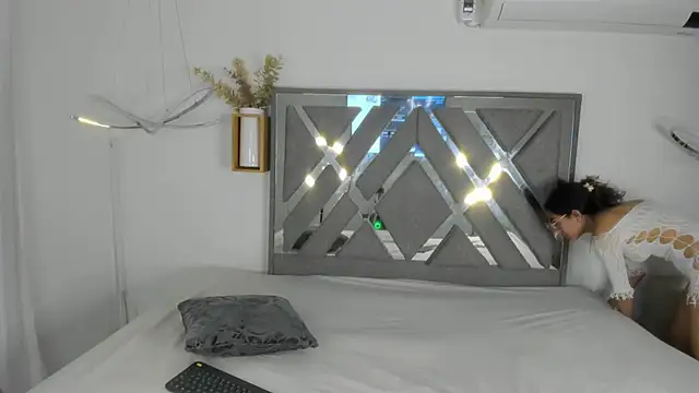 Snapshot of Akira_Hime chatting on October 21, 2025, 4:34 am Akira Hime online show from October 21, 2025, 4:34 am