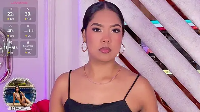 Mia Roset online show from October 18, 2025, 1:24 pm