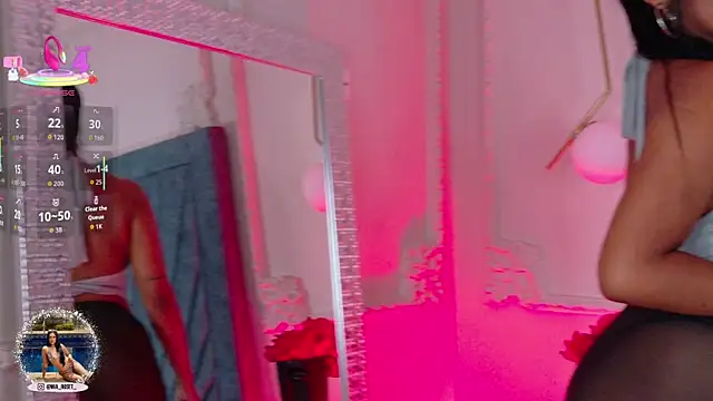 Mia Roset online show from September 18, 2025, 2:09 pm