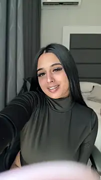 LilMisIndianx online show from April 9, 2026, 7:03 am