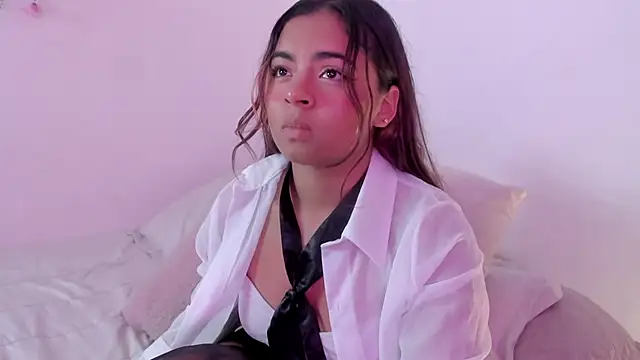 Snapshot of valy_shyness chatting on March 2, 2026, 5:08 am valy shyness online show from March 2, 2026, 5:08 am