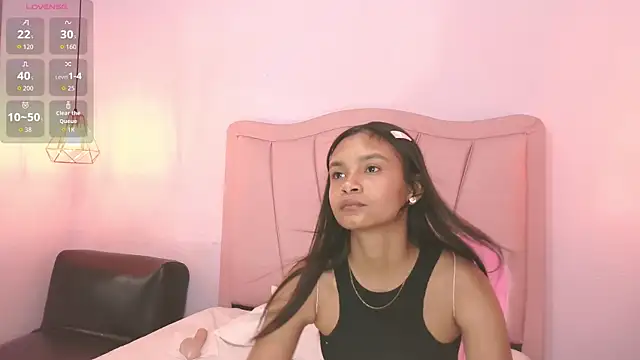 liz7skinny online show from December 15, 2025, 9:53 pm