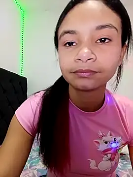 liz7skinny online show from March 30, 2026, 9:05 pm