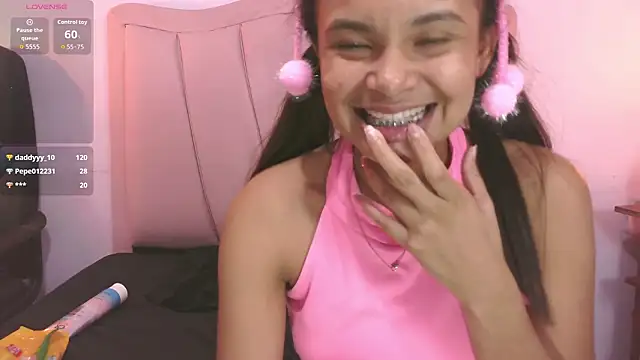 Snapshot of liz7skinny chatting on February 3, 2026, 2:53 am liz7skinny online show from February 3, 2026, 2:53 am