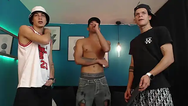 Kings of heaven online show from October 19, 2025, 10:01 pm