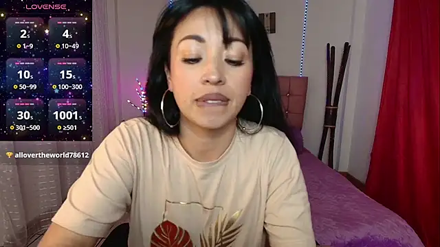 hannagomez 24 online show from April 28, 2026, 12:31 am