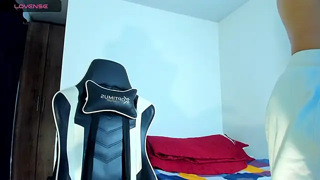 Snapshot of bryan_mugn chatting on September 30, 2025, 1:11 am bryan mugn online show from September 30, 2025, 1:11 am