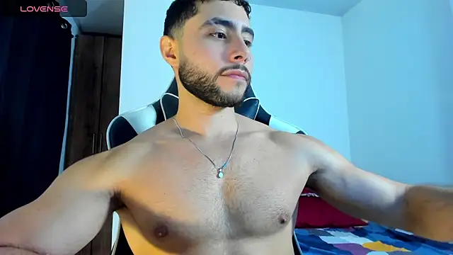 Snapshot of bryan_mugn chatting on October 23, 2025, 4:55 am bryan mugn online show from October 23, 2025, 4:55 am