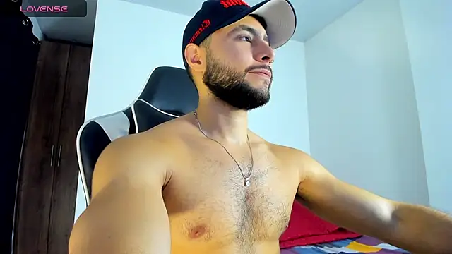 Snapshot of bryan_mugn chatting on October 5, 2025, 2:02 am bryan mugn online show from October 5, 2025, 2:02 am