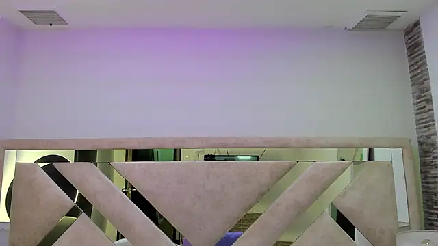 ximena vasquez8 online show from December 20, 2025, 3:09 am