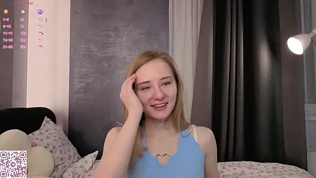 ElvinaRose online show from December 5, 2025, 2:54 am