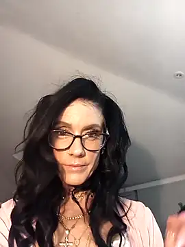 Tannedtattooed69 online show from April 3, 2026, 2:29 am