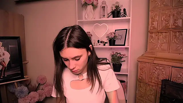 RosaRay  online show from April 1, 2026, 6:15 am