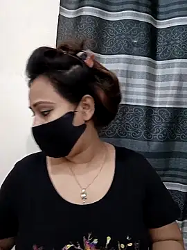 Mow 955 online show from October 25, 2025, 7:14 pm