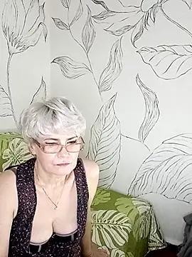 Snapshot of Catty_Lady chatting on September 26, 2025, 5:31 pm Catty Lady online show from September 26, 2025, 5:31 pm