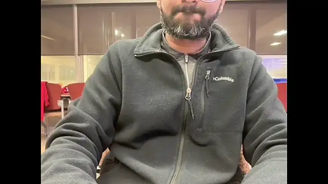 pranastro00 online show from November 27, 2025, 4:18 pm