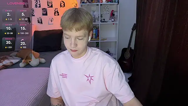 Snapshot of olivertasty chatting on October 4, 2025, 12:28 pm olivertasty online show from October 4, 2025, 12:28 pm