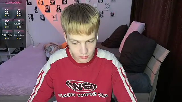 Snapshot of olivertasty chatting on September 24, 2025, 9:27 am olivertasty online show from September 24, 2025, 9:27 am