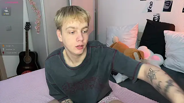 Snapshot of olivertasty chatting on November 23, 2025, 3:49 am olivertasty online show from November 23, 2025, 3:49 am