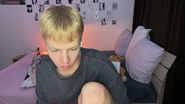 Snapshot of olivertasty chatting on October 25, 2025, 1:49 am olivertasty online show from October 25, 2025, 1:49 am