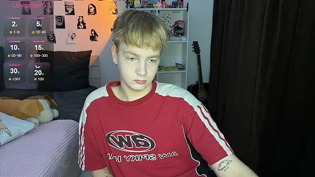 Snapshot of olivertasty chatting on October 14, 2025, 4:51 pm olivertasty online show from October 14, 2025, 4:51 pm