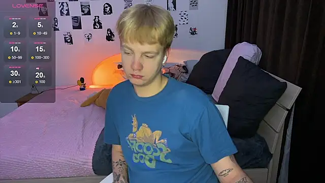 Snapshot of olivertasty chatting on October 22, 2025, 2:33 am olivertasty online show from October 22, 2025, 2:33 am