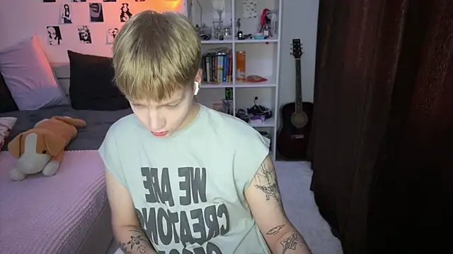 Snapshot of olivertasty chatting on September 30, 2025, 1:17 pm olivertasty online show from September 30, 2025, 1:17 pm