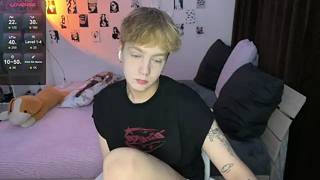 Snapshot of olivertasty chatting on September 19, 2025, 3:32 am olivertasty online show from September 19, 2025, 3:32 am