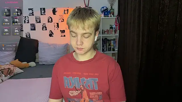 Snapshot of olivertasty chatting on November 25, 2025, 2:01 am olivertasty online show from November 25, 2025, 2:01 am