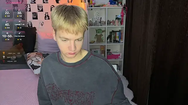 Snapshot of olivertasty chatting on November 12, 2025, 11:58 am olivertasty online show from November 12, 2025, 11:58 am