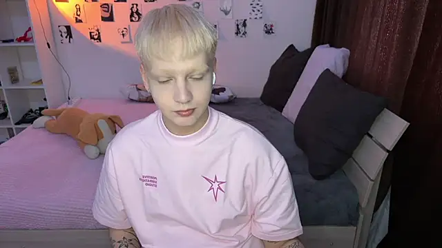 Snapshot of olivertasty chatting on September 26, 2025, 12:56 pm olivertasty online show from September 26, 2025, 12:56 pm