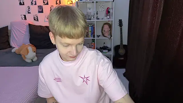 Snapshot of olivertasty chatting on September 28, 2025, 10:44 am olivertasty online show from September 28, 2025, 10:44 am