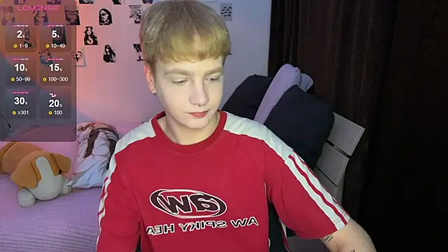 Snapshot of olivertasty chatting on October 18, 2025, 2:41 pm olivertasty online show from October 18, 2025, 2:41 pm