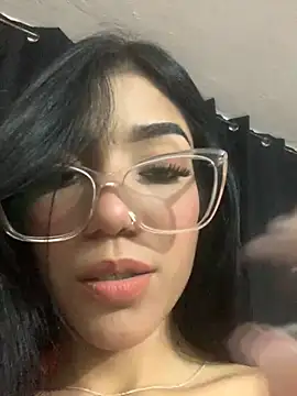 Snapshot of ElaRose_12 chatting on September 26, 2025, 5:09 pm ElaRose 12 online show from September 26, 2025, 5:09 pm